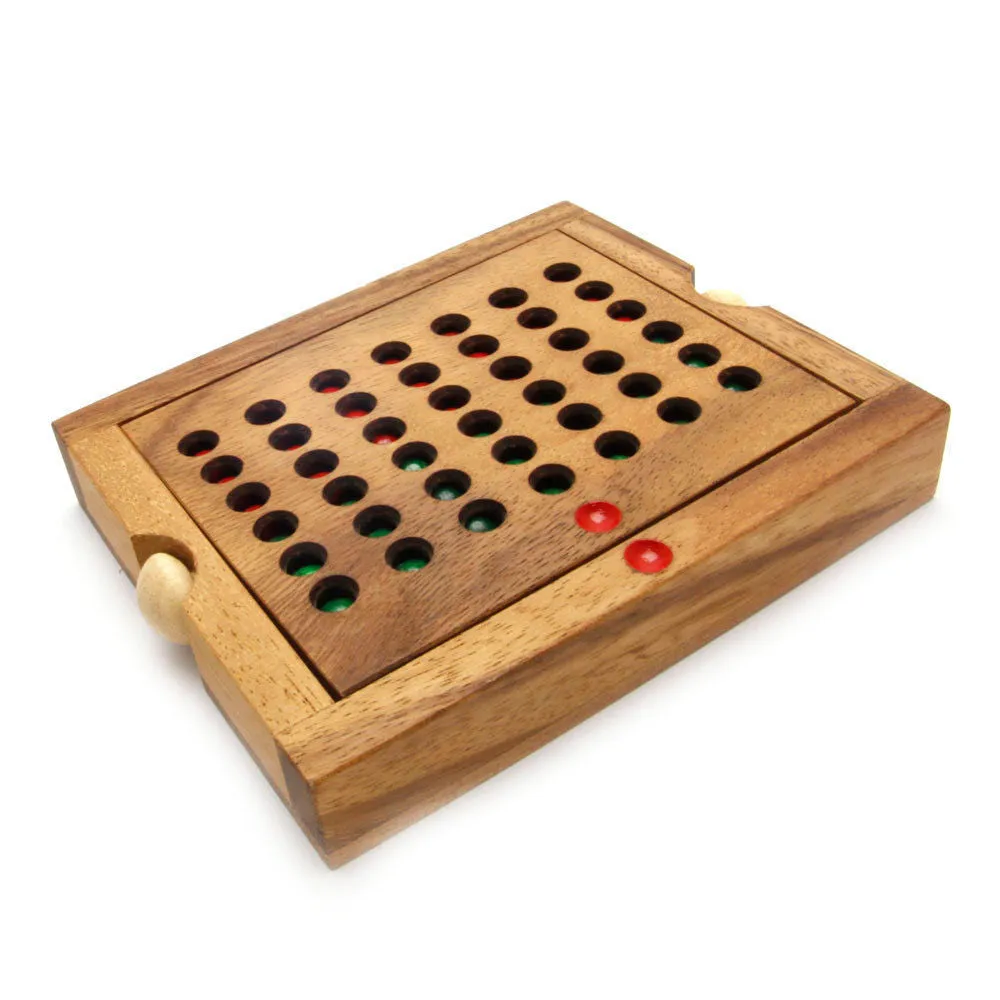 4 IN A ROW GAME Connect four board game with marbles-ready for travel.