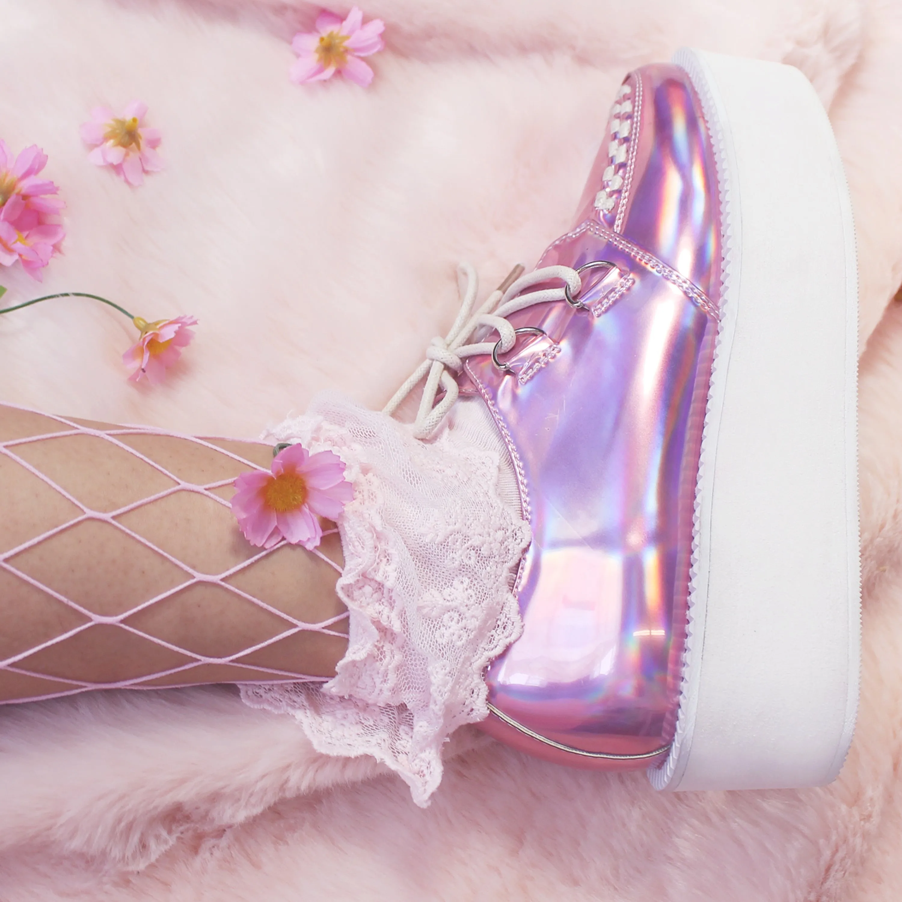 Black Friday AESTHETICS-TUMBLR HOLO CREEPERS