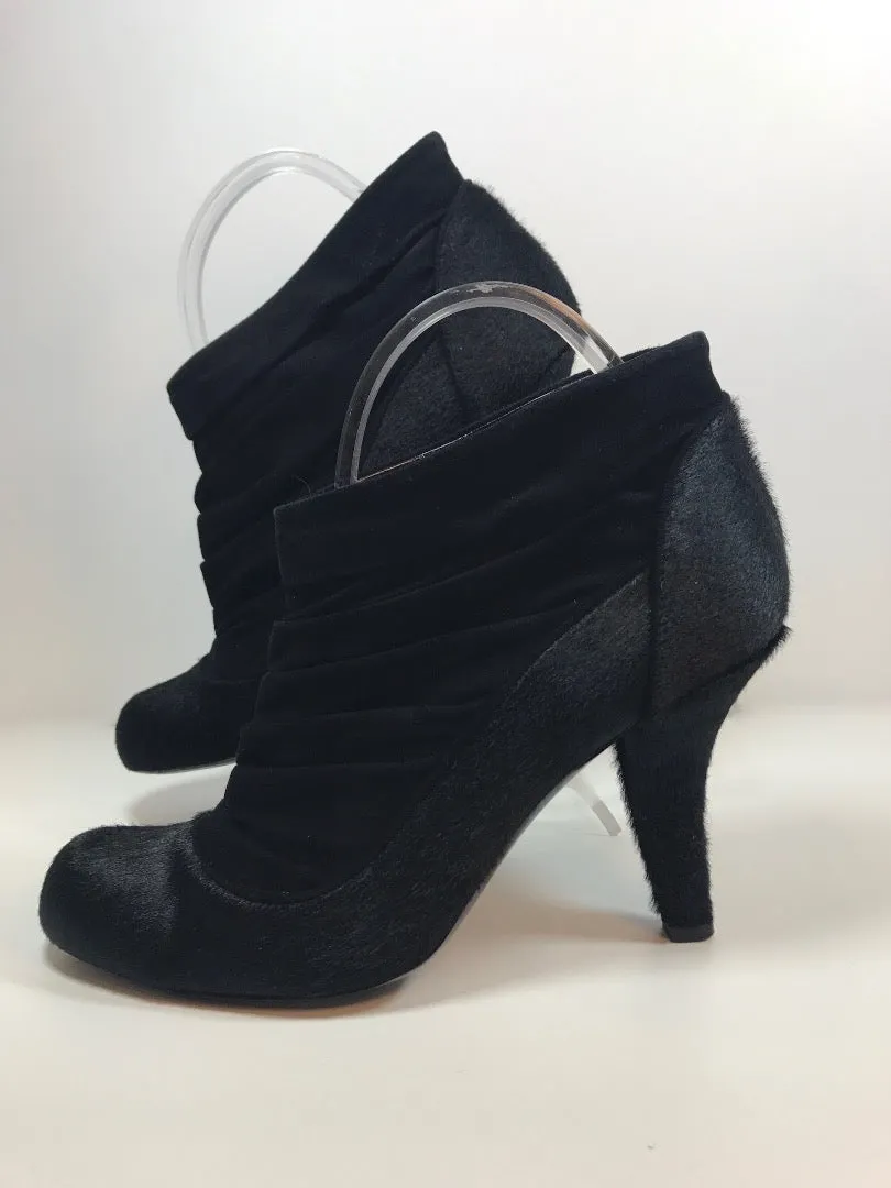 CATHERINE MALANDRINO Black Faux Fur and Suede Ruched Bootie Size 40