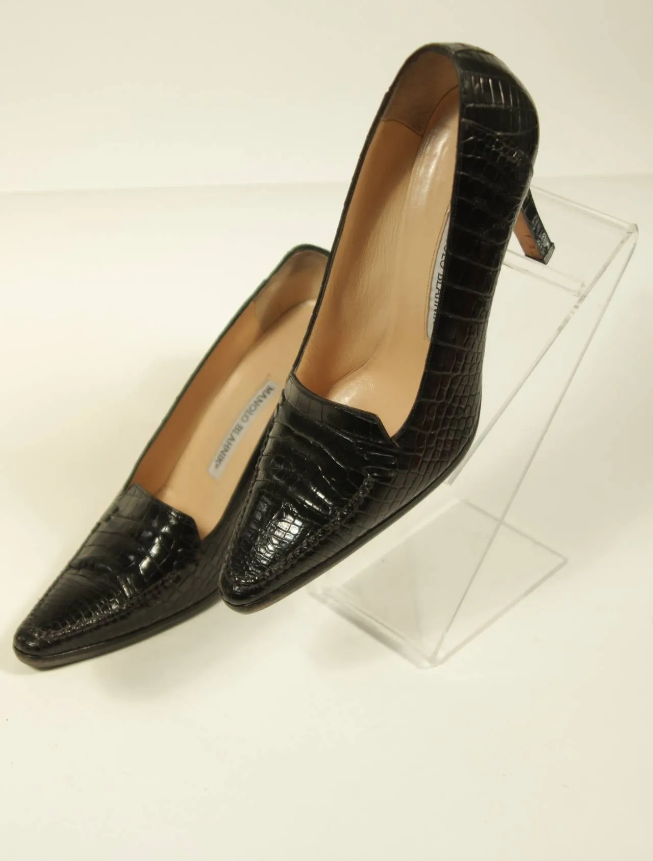 MANOLO BLAHNIK Black Crocodile Pumps Size 38