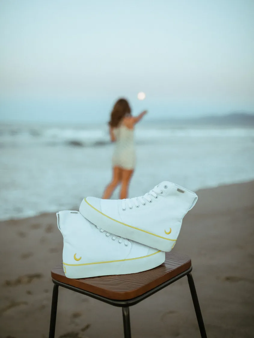 Moon Platform High Top